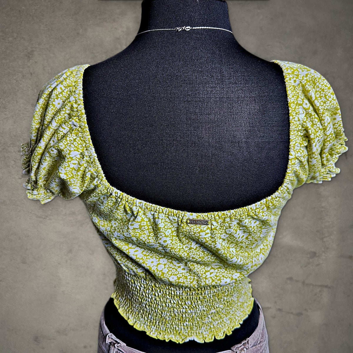 Billabong Floral Smocked Crop Top Womens L Green Coquette
