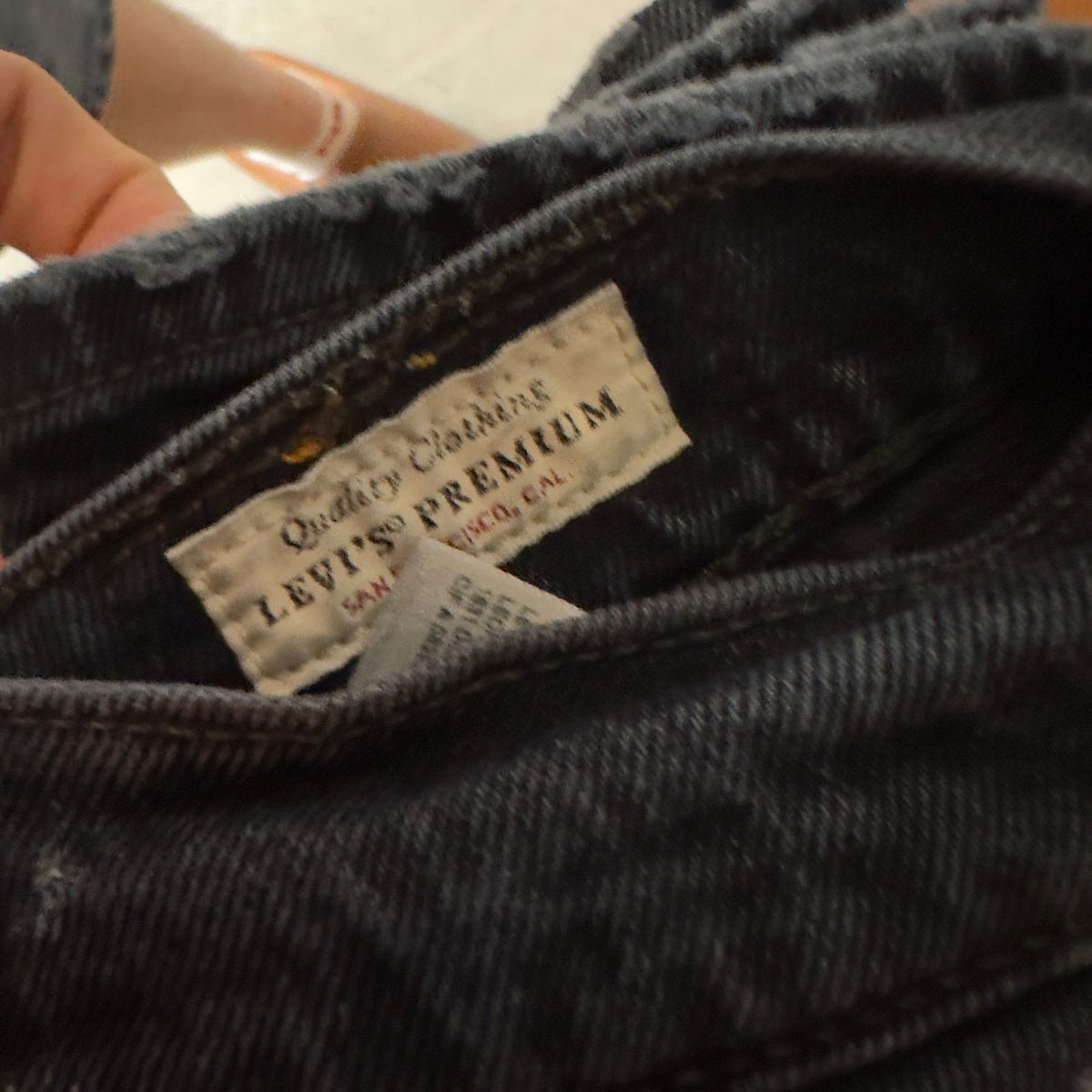 Levi's Premium 501 Jeans Womens 25x28 Distressed