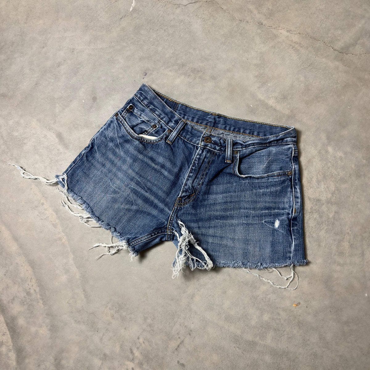 Levi's 514 Cutoff Denim Shorts Mens 33 Blue