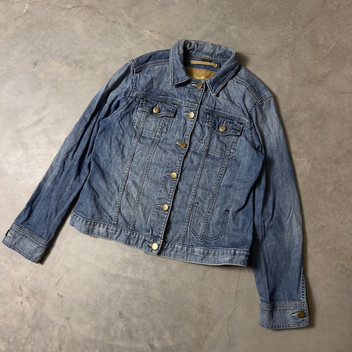 Eddie Bauer Denim Trucker Jacket Womens Large Blue Heritage Casual Classic