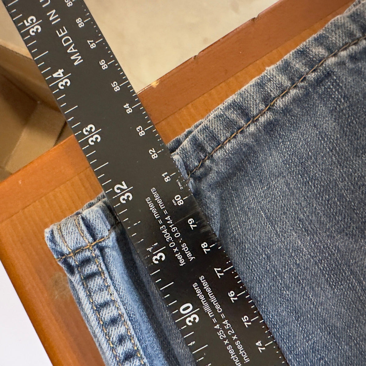 Levis 505 Regular Fit Jeans Mens 34x32 Medium Wash Baggy