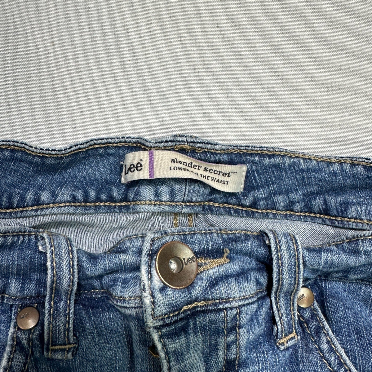 Lee Womens 8 Blue Bootcut Jeans Low Rise Medium Wash