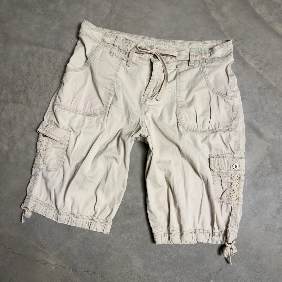 Sonoma Cargo Bermuda Shorts Womens 8 Beige Cotton