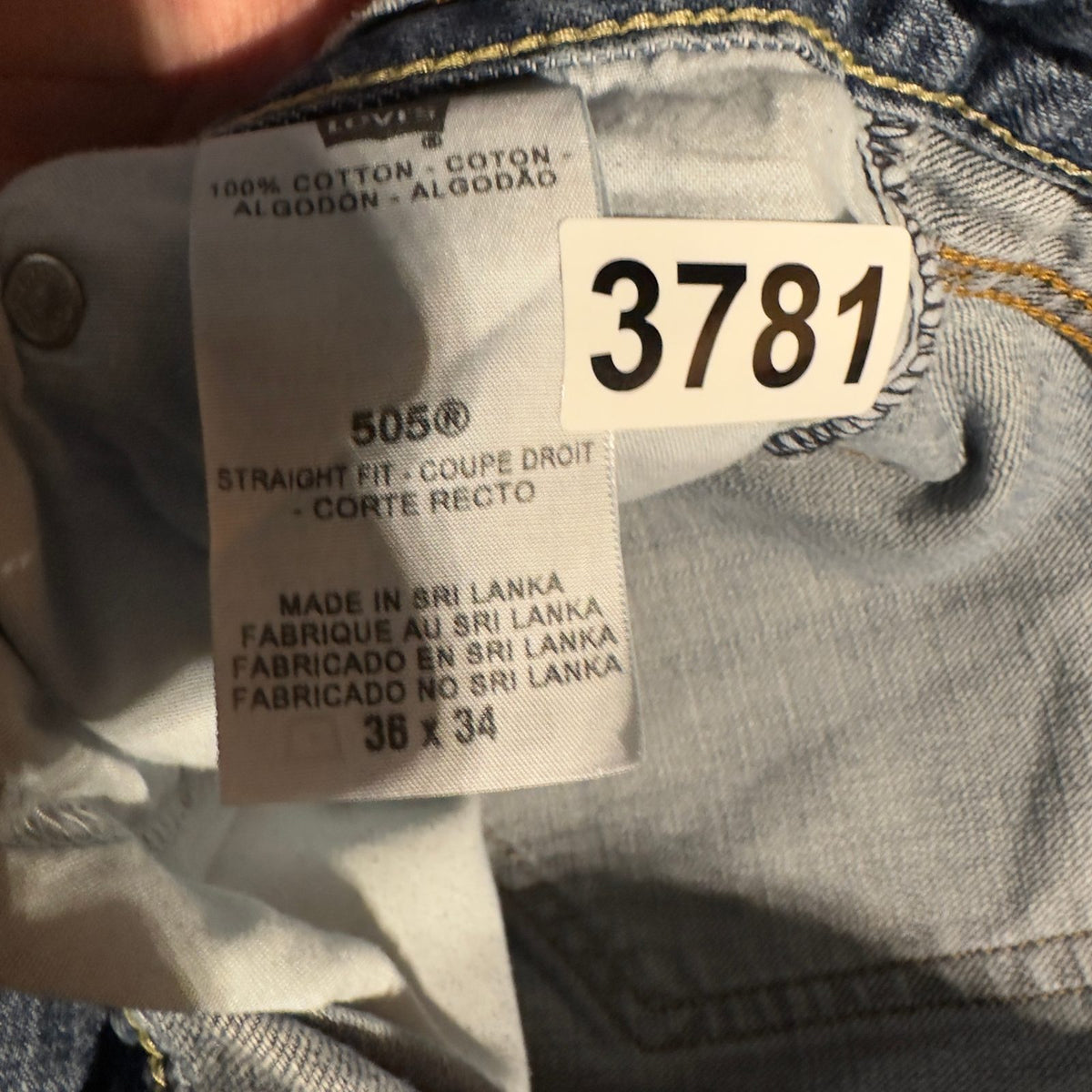 Vintage Y2K Levi's 505 Straight Jeans Mens 36x34 Medium Blue