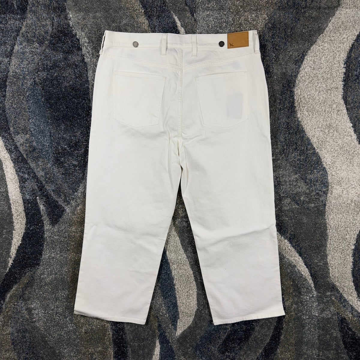 NEW Eddie Bauer Voyager Straight Jeans Womens 18 White Denim