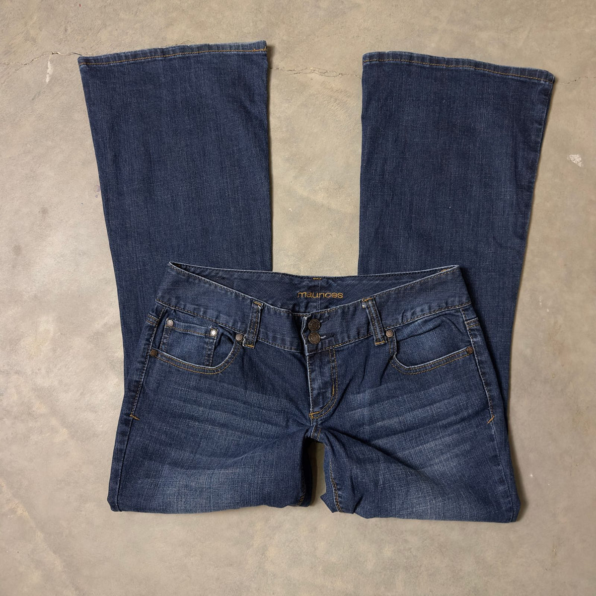 Maurices Bootcut Jeans Womens 9/10 Short Dark Wash Stretch