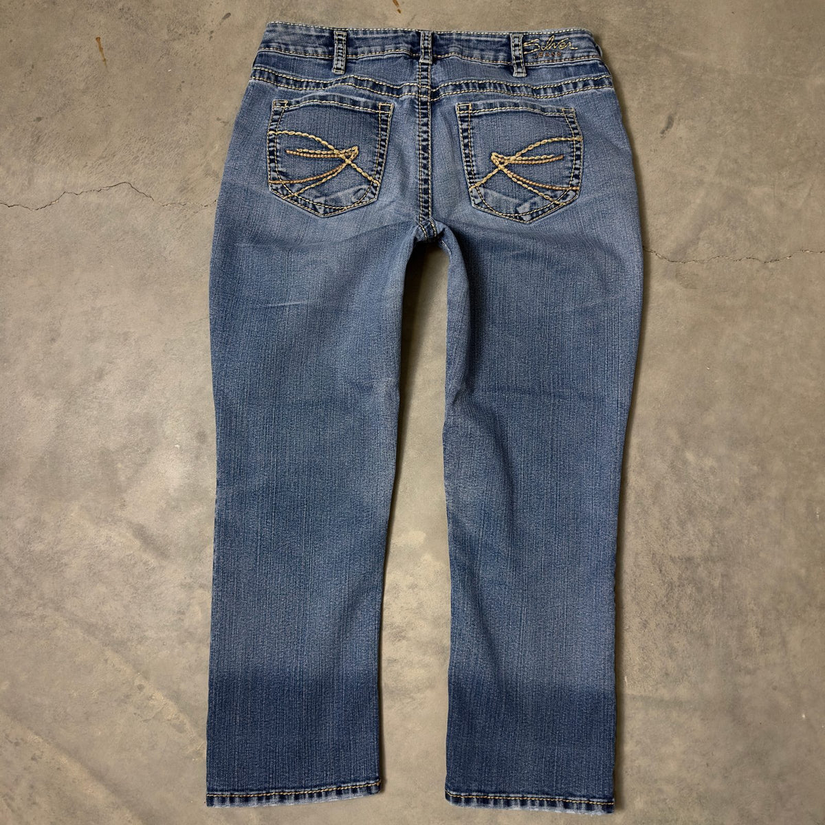 Silver Jeans Suki Capri Womens 14 Light Wash Denim