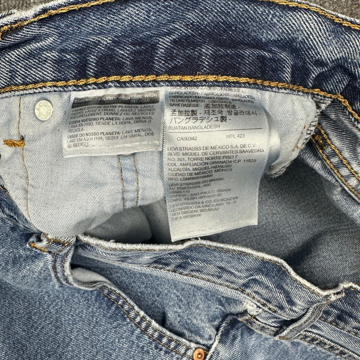 Vintage Levi's 505 Mens 36x32 Blue Denim Jeans