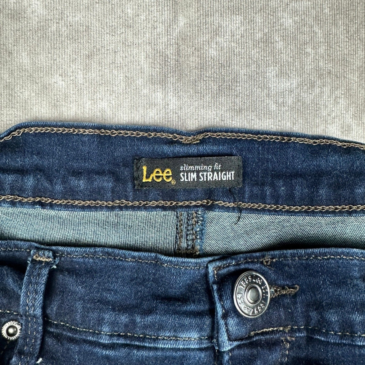 Lee Womens Slim Straight Jeans Size 12 Medium Blue Denim