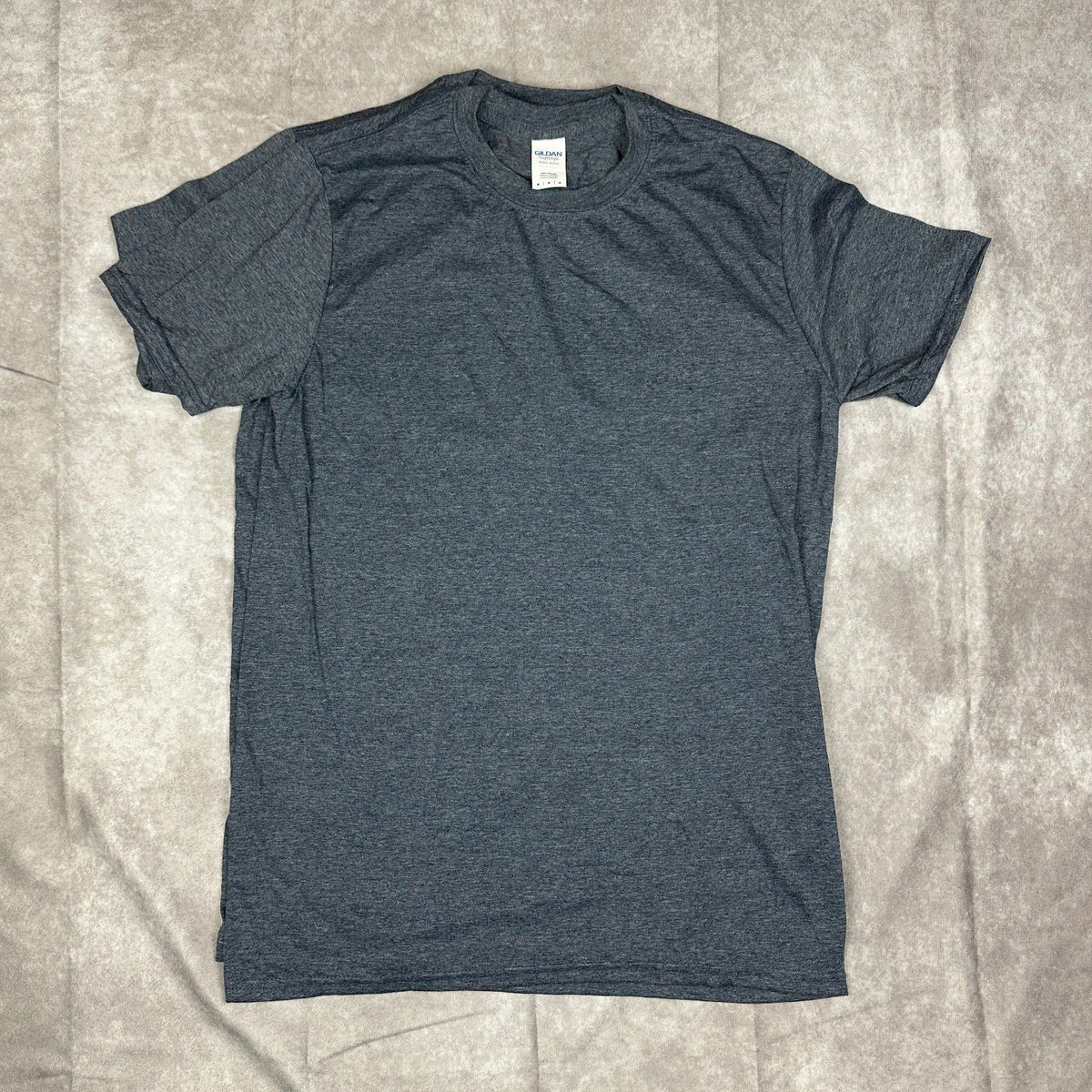 Lot of 2 Gildan 64000 Softstyle Tees Mens M Dark Heather NWT